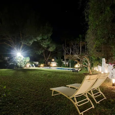 Beachside With Private Pool In Villa *